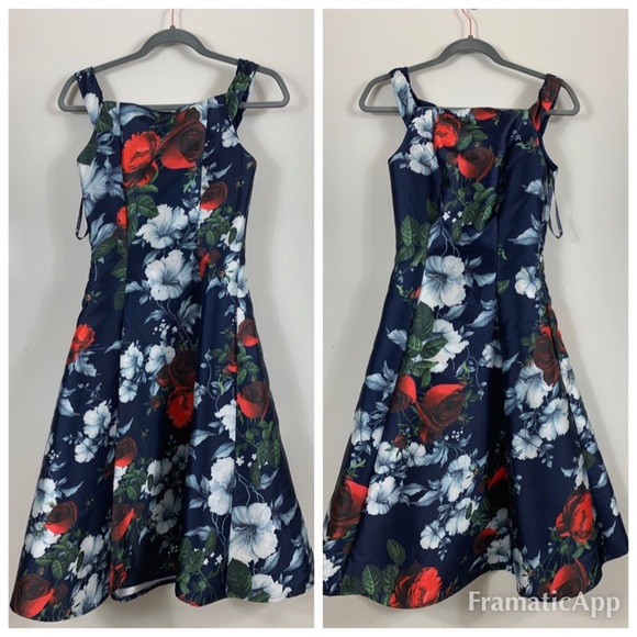 Chi Chi London Dresses & Skirts - Chi Chi London Dress Size 2